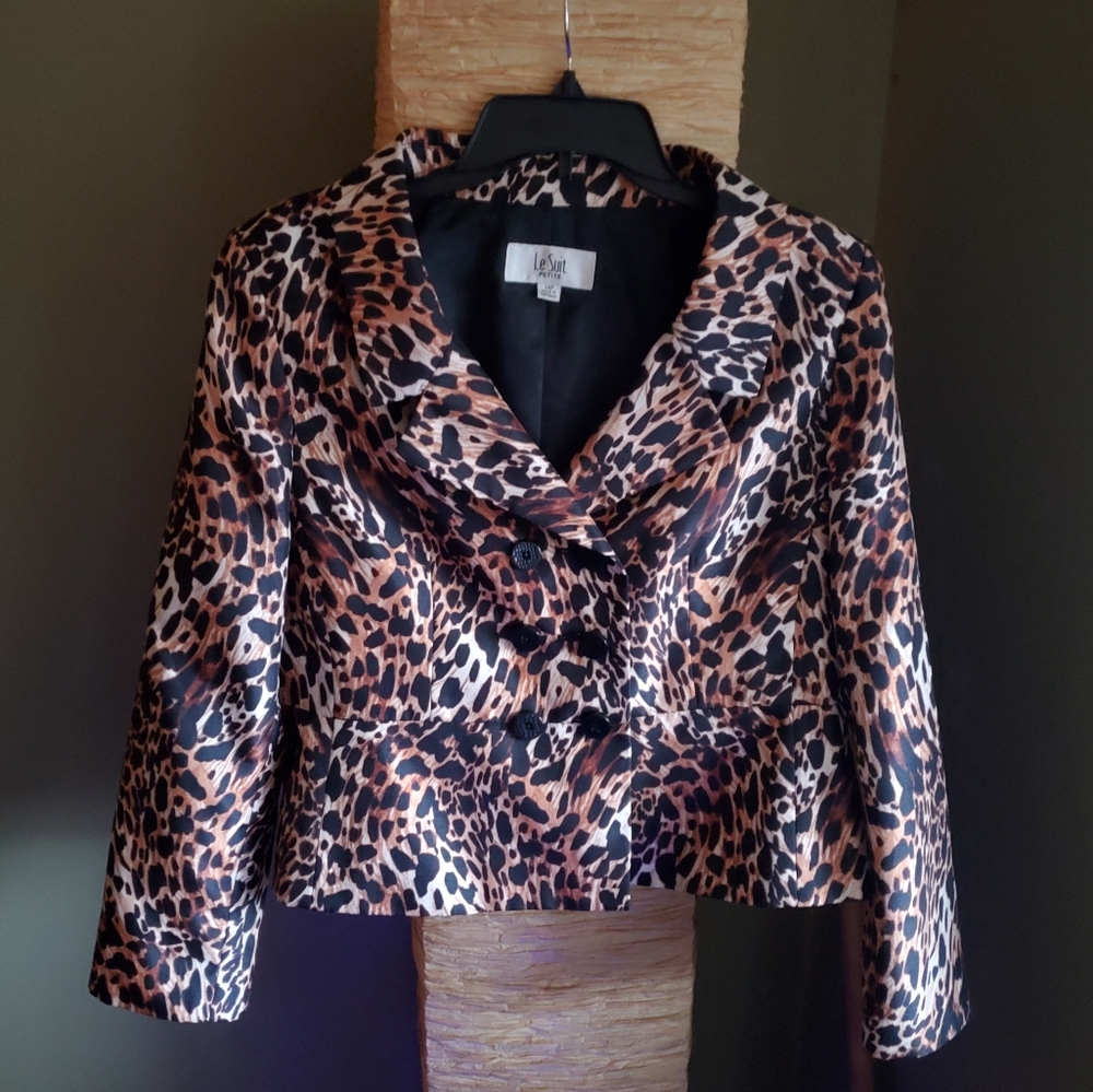 Le Suit Petite Leopard Print Blazer